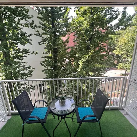 Freedom Oasis Apartament *